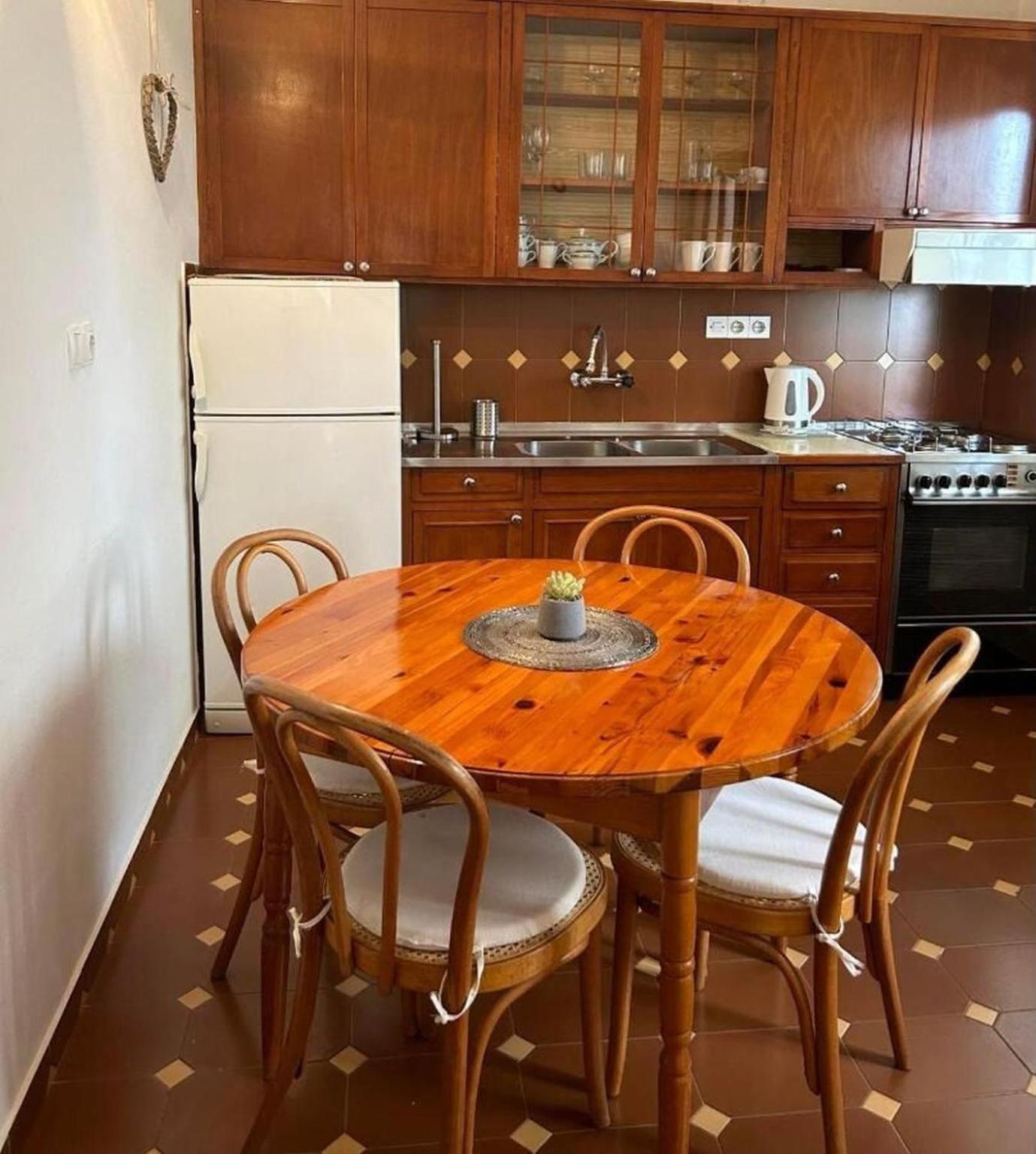 Apartments Matkov - Quite And Peaceful Location イェルサ エクステリア 写真